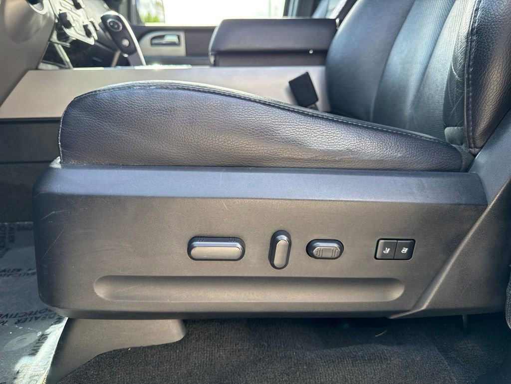 Used 2017 Ford Expedition Limited AWD/4WD image 22