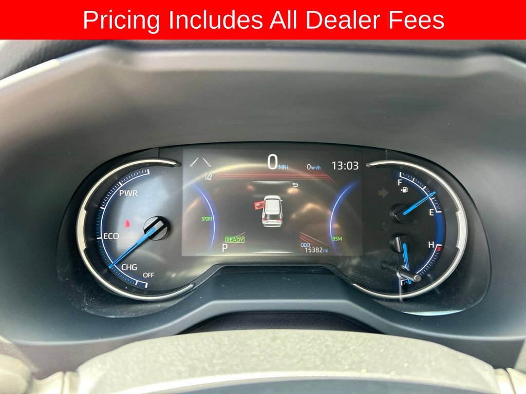 Used 2025 Toyota RAV4 XLE AWD/4WD image 9