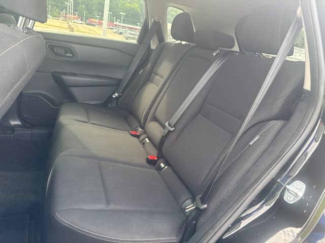 Used 2024 Nissan Rogue S FWD image 12