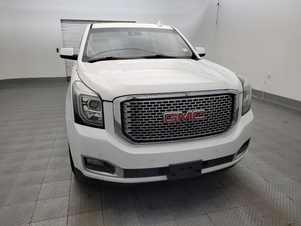 Used 2015 GMC Yukon XL Denali w/ Open Road Package RWD image 14