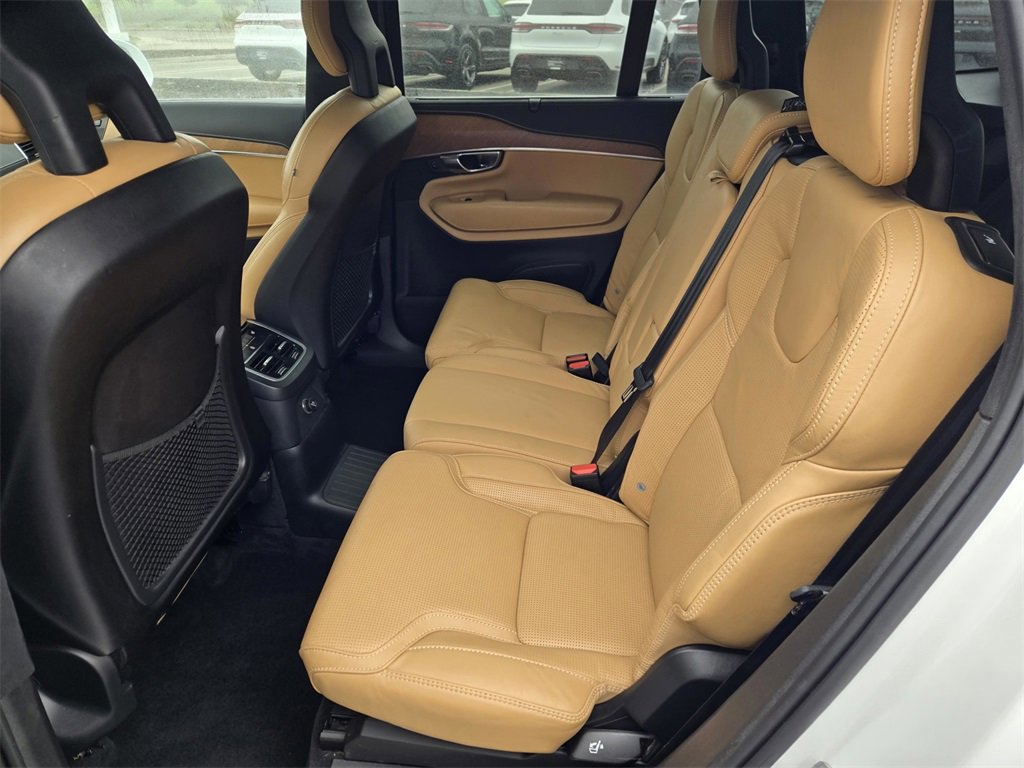 Used 2020 Volvo XC90 T8 Inscription image 10