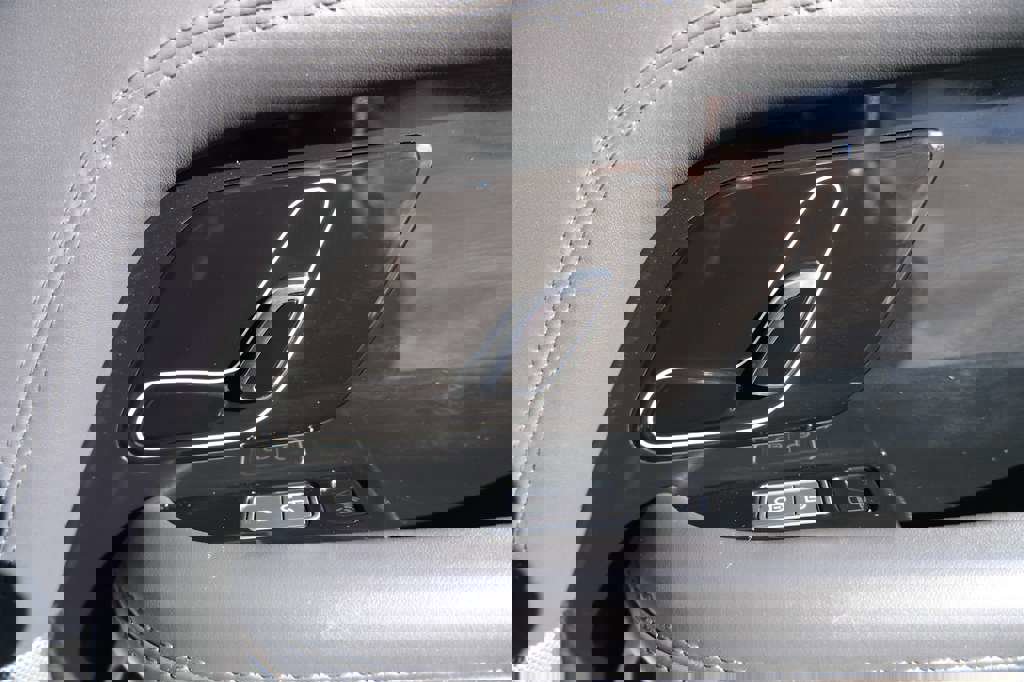 Used 2019 Land Rover Range Rover Autobiography image 33