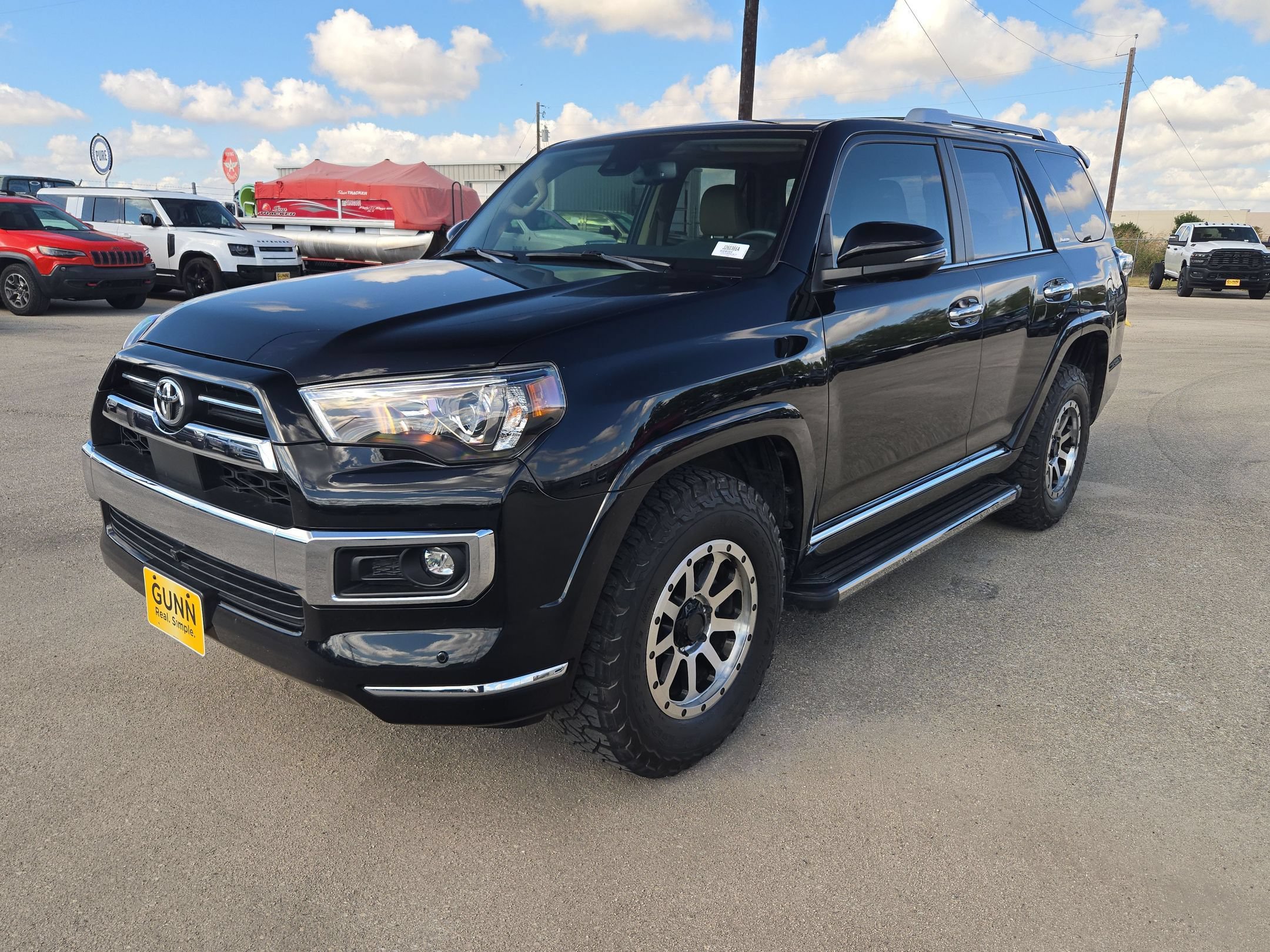 Used 2024 Toyota 4Runner Limited AWD/4WD image 7