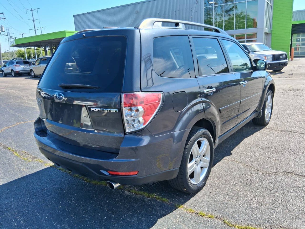 Used 2010 Subaru Forester 2.5X Limited AWD/4WD image 7