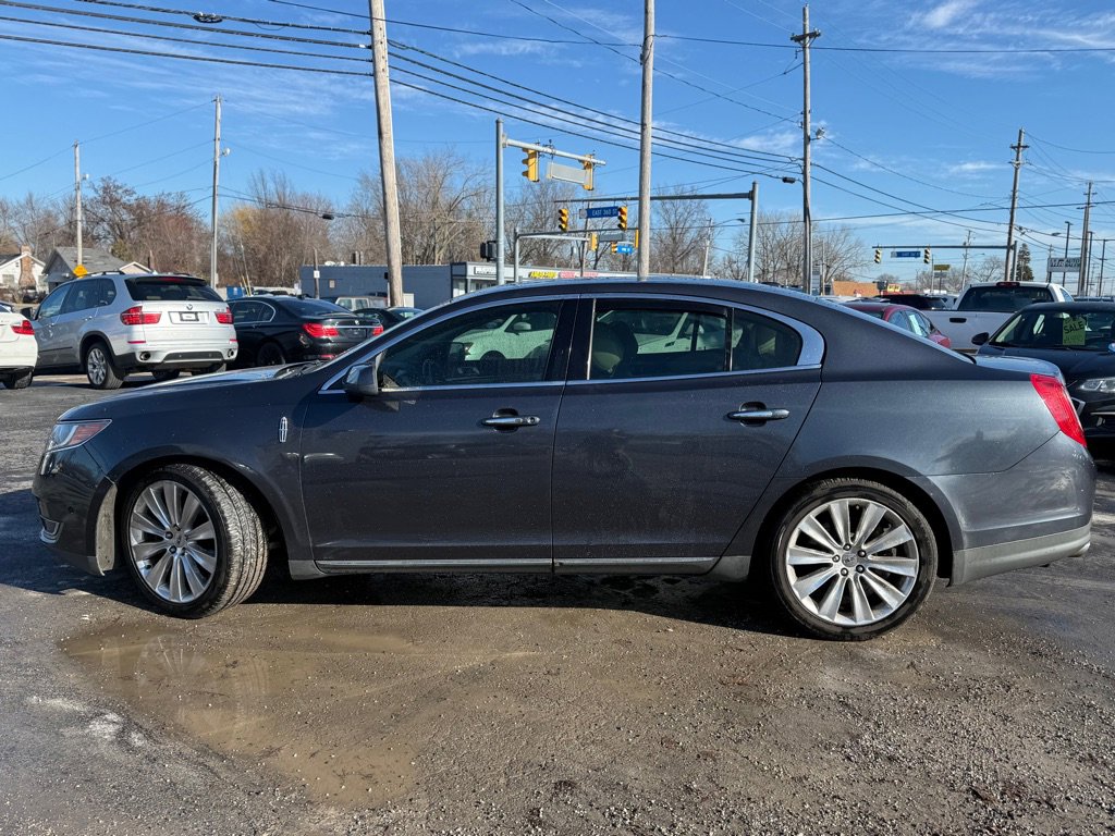 Used 2013 Lincoln MKS AWD image 5