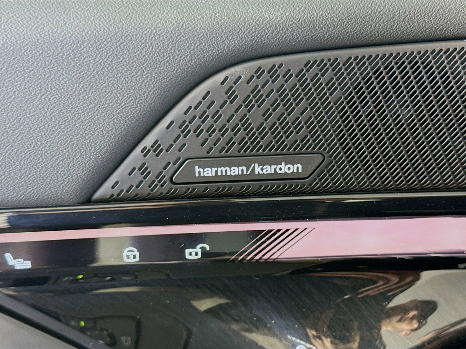 New 2026 BMW i5 eDrive40 w/ M Sport Package image 19