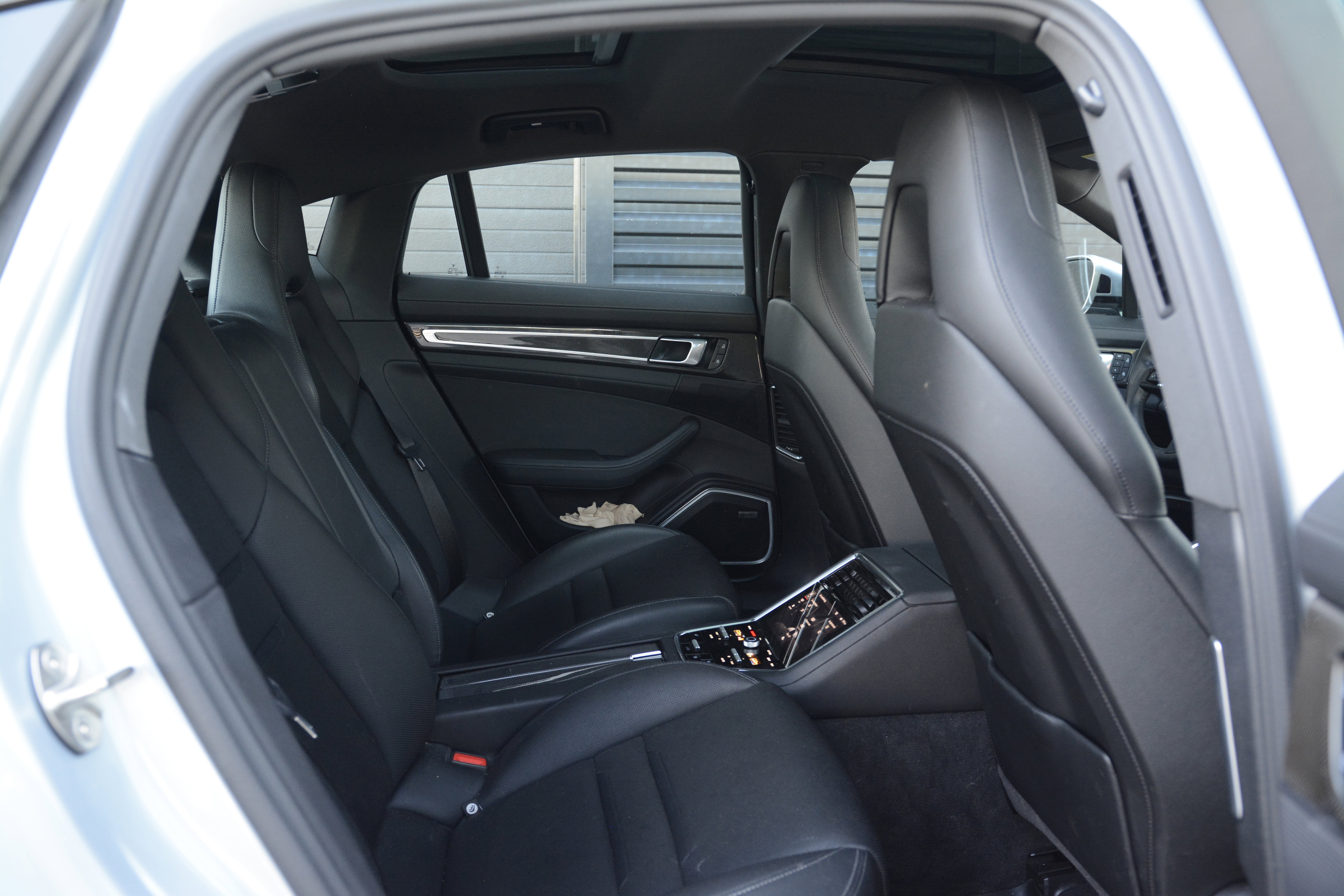 Certified 2023 Porsche Panamera Platinum Edition RWD image 34