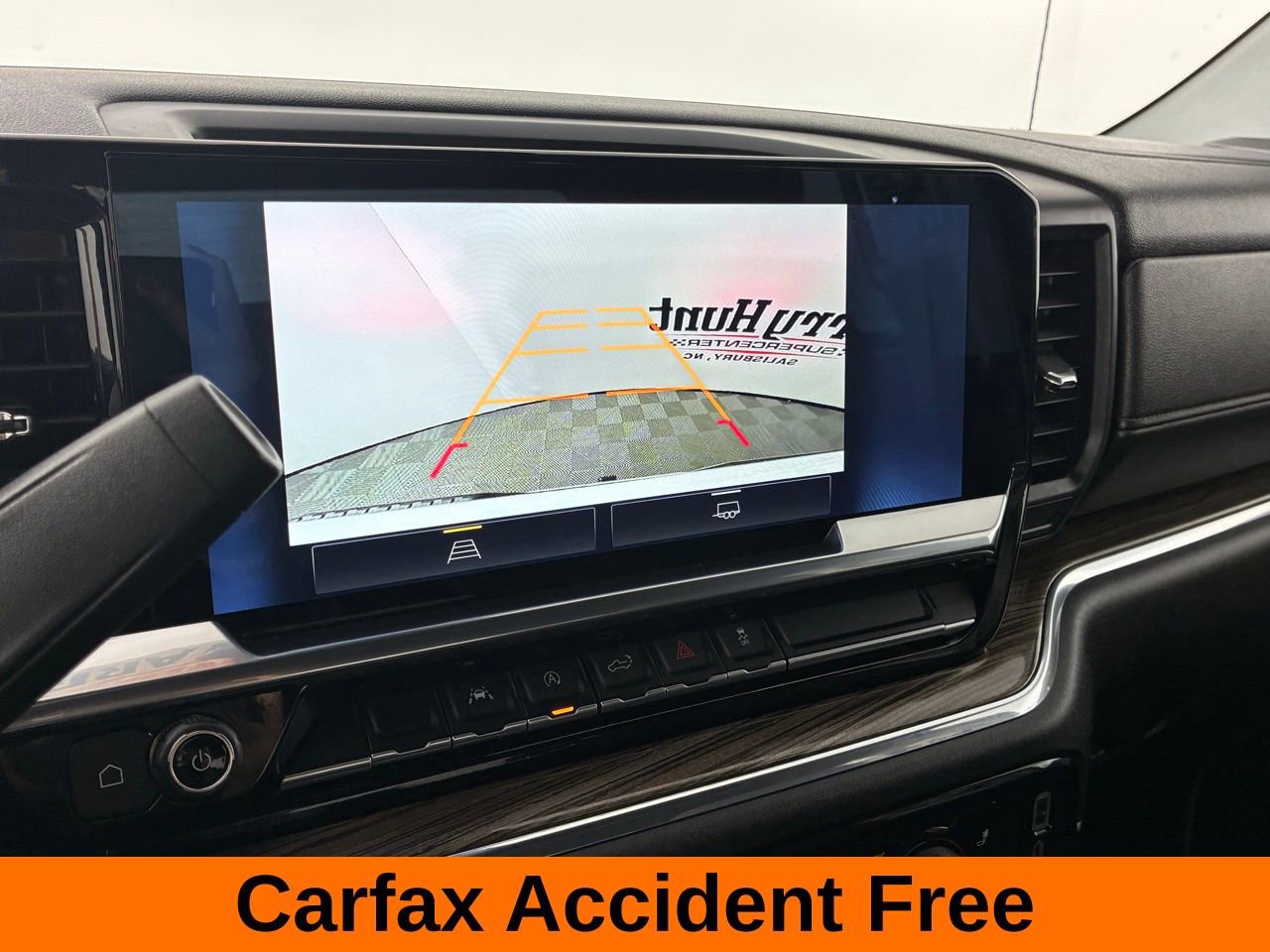 Used 2023 Chevrolet Silverado 1500 LT image 3