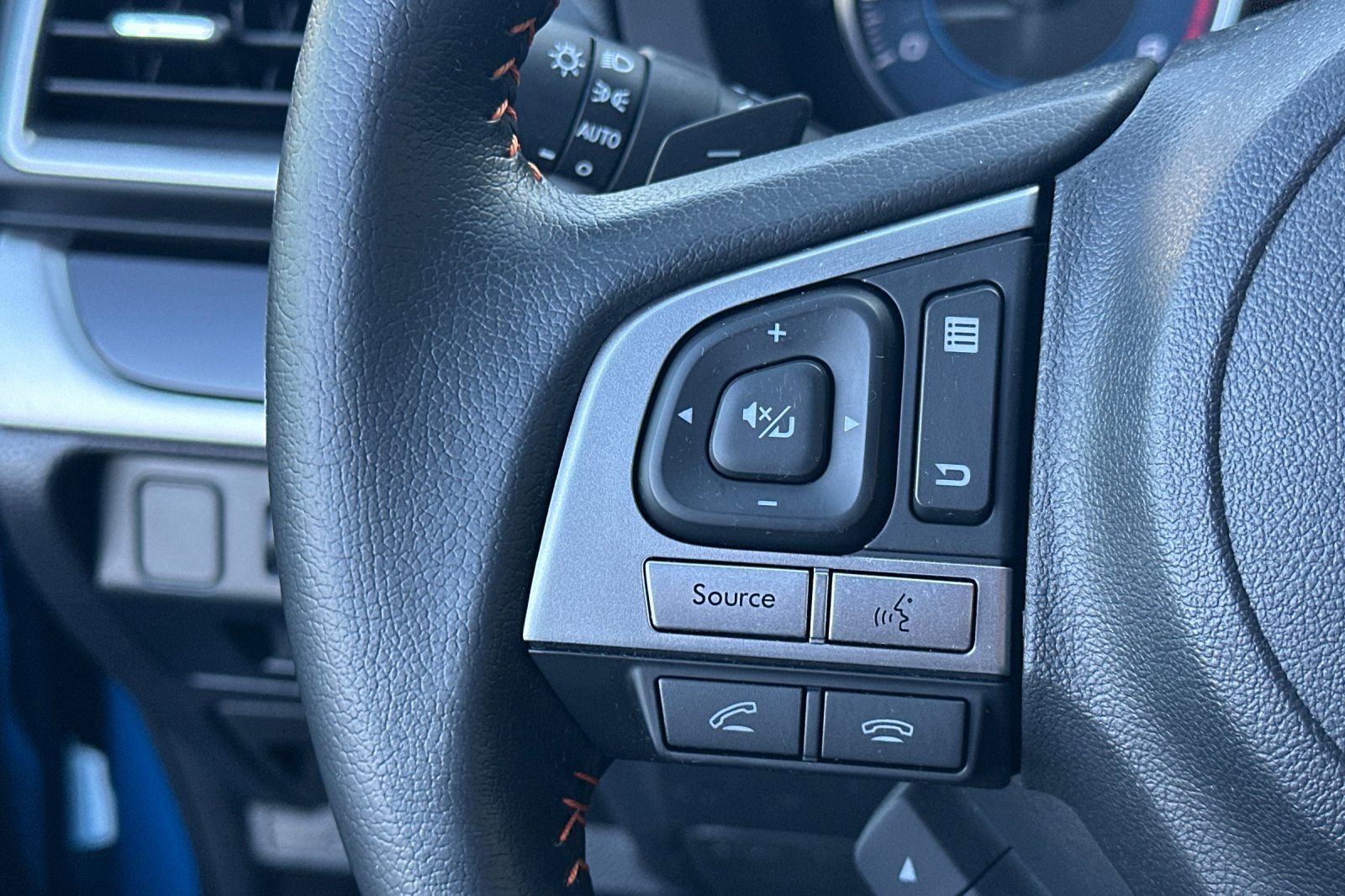 Used 2016 Subaru Crosstrek 2.0i Limited w/ Popular Package #2 image 25