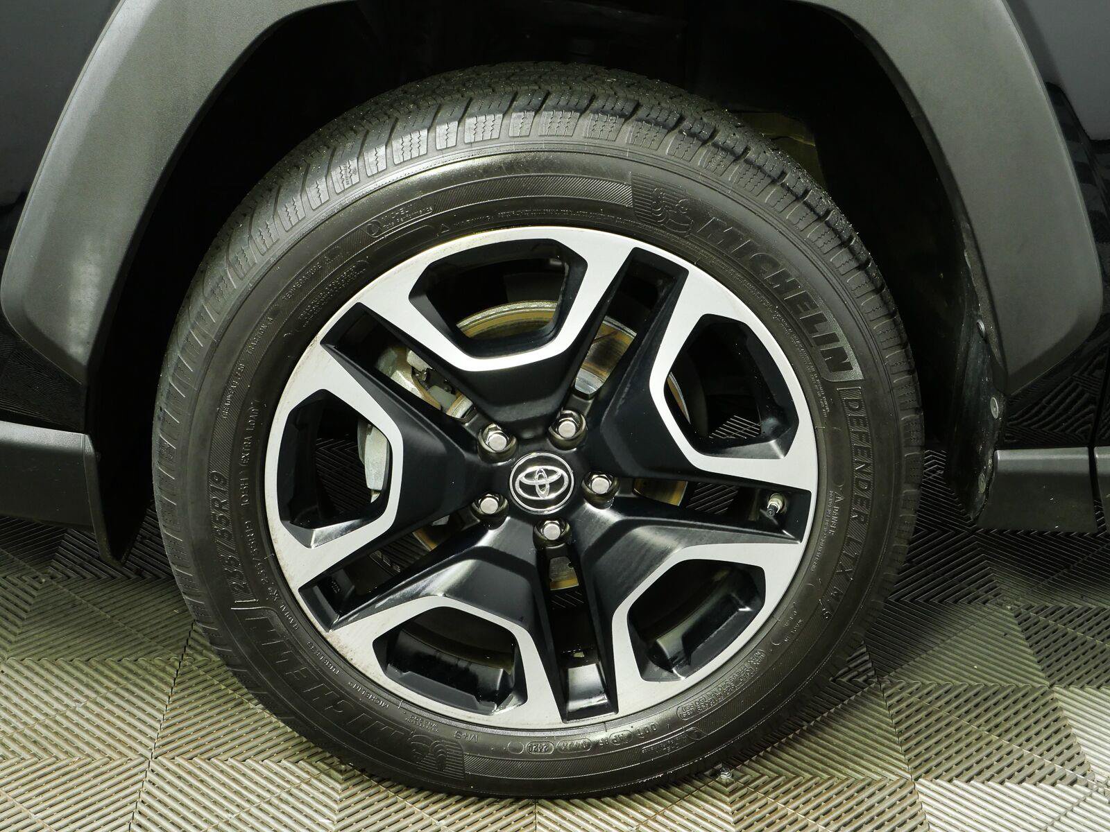 Used 2019 Toyota RAV4 Adventure w/ Cold Weather Package AWD/4WD image 37