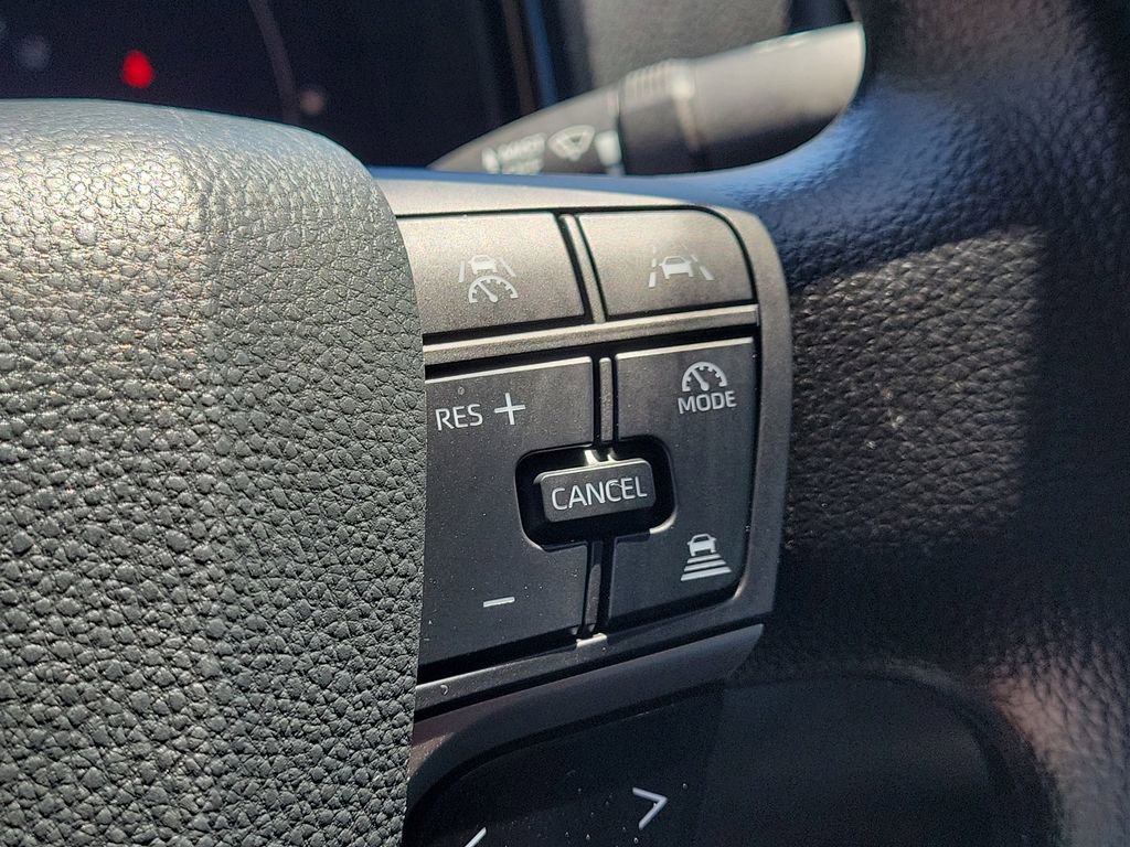 Used 2025 Toyota Camry LE FWD image 29