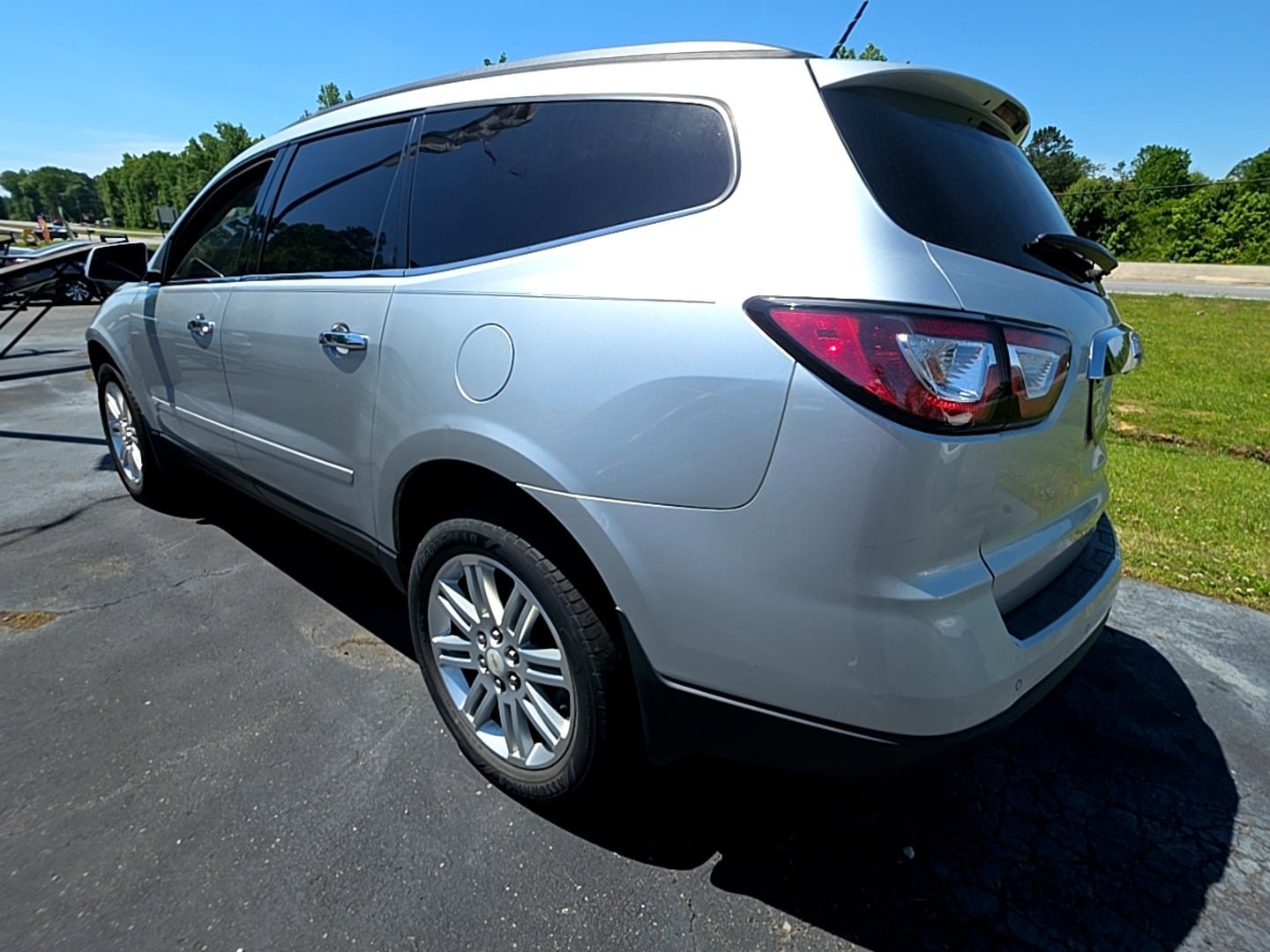 Used 2014 Chevrolet Traverse LT w/ All-Star Edition FWD image 7