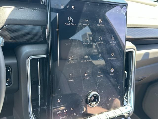 Certified 2025 GMC Yukon XL Elevation AWD/4WD image 13
