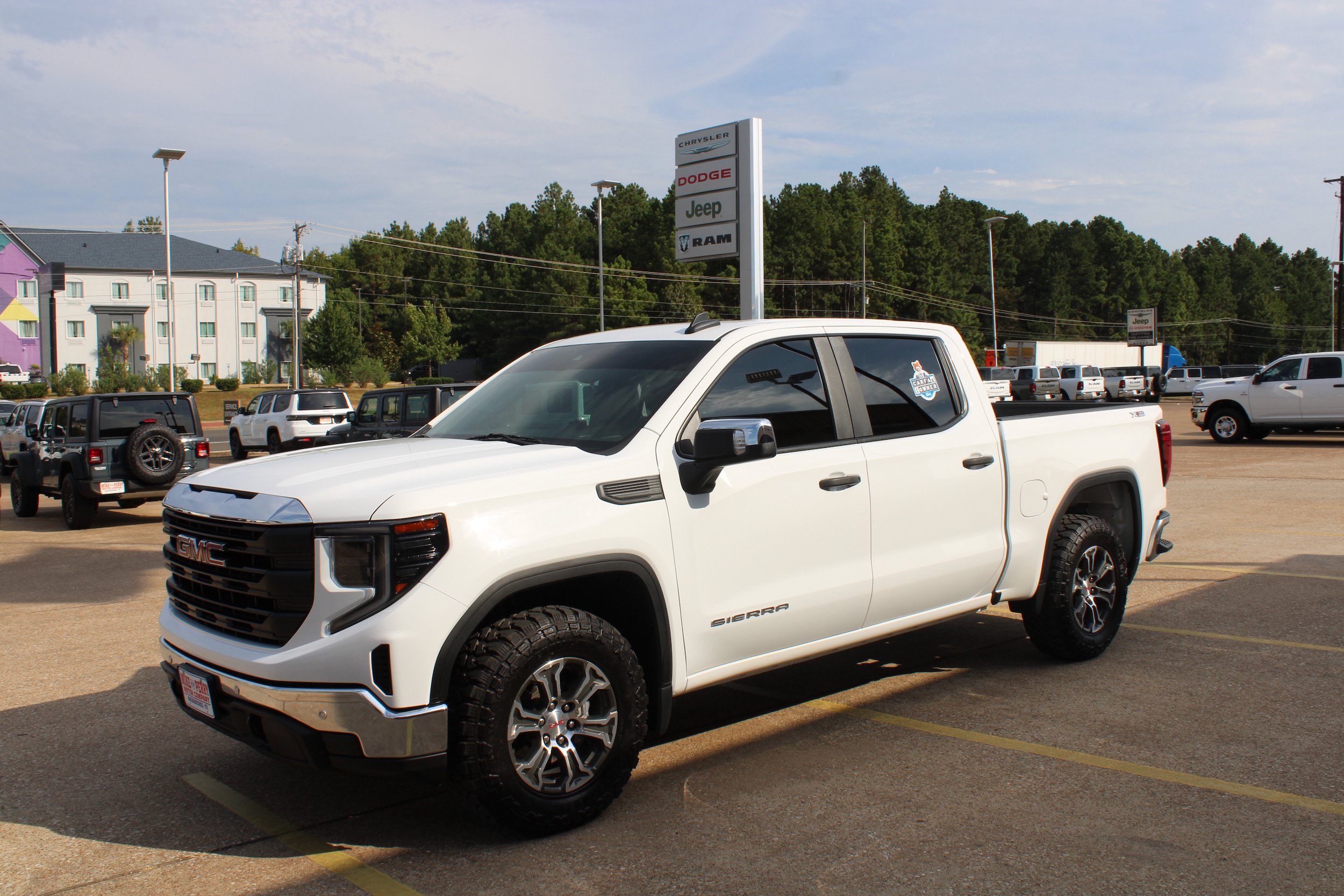 Used 2024 GMC Sierra 1500 Pro w/ Pro Value Package