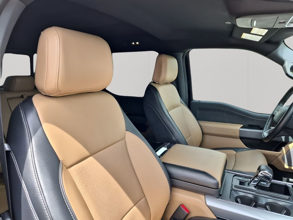 Used 2022 Ford F150 Lariat w/ Max Trailer Tow Package image 15