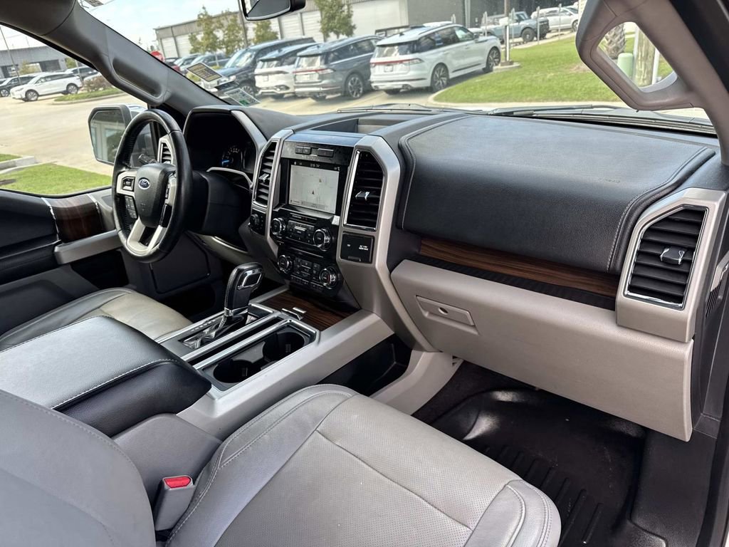 Used 2017 Ford F150 Lariat image 14