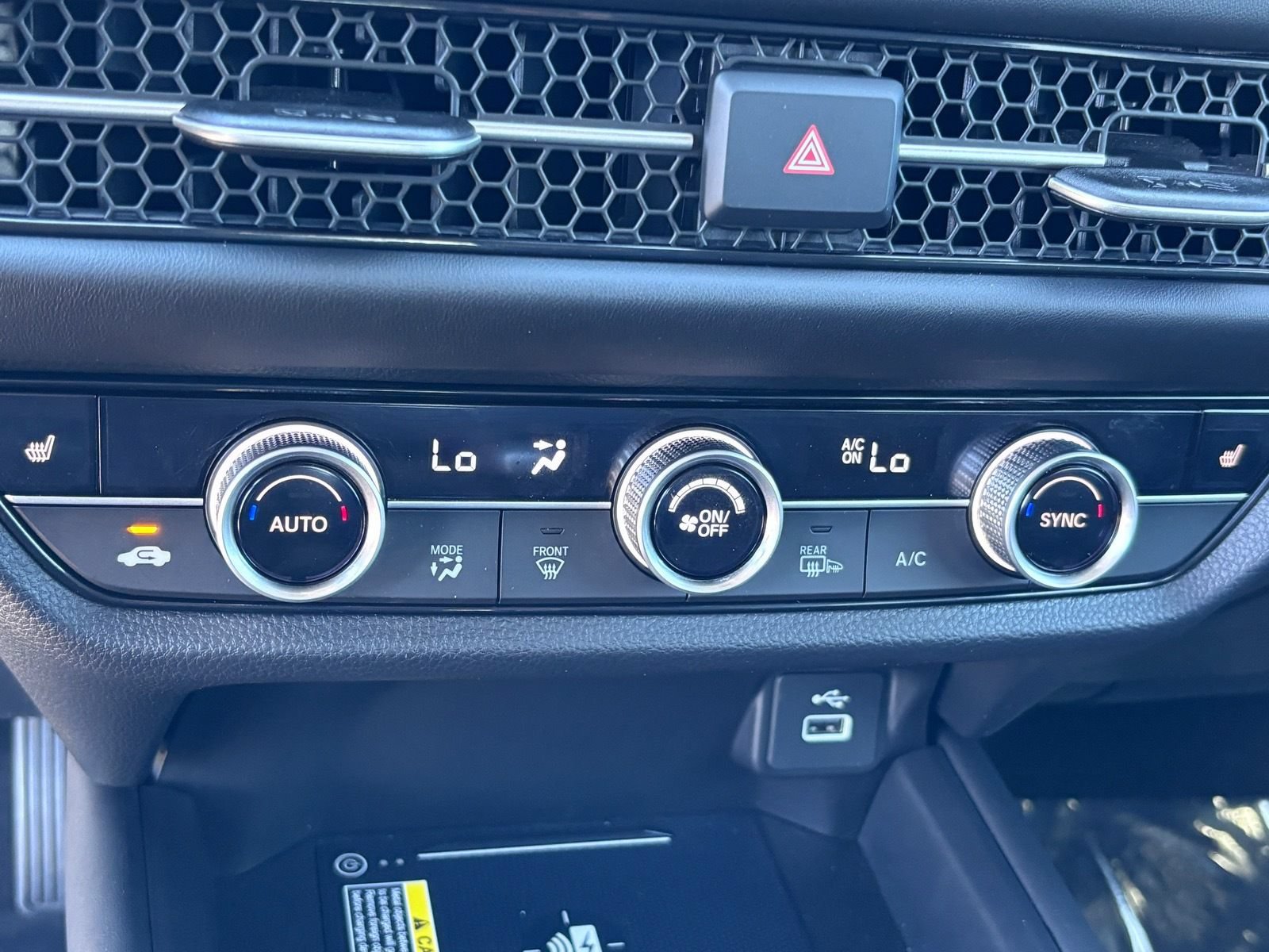 Certified 2024 Honda HR-V EX-L image 30
