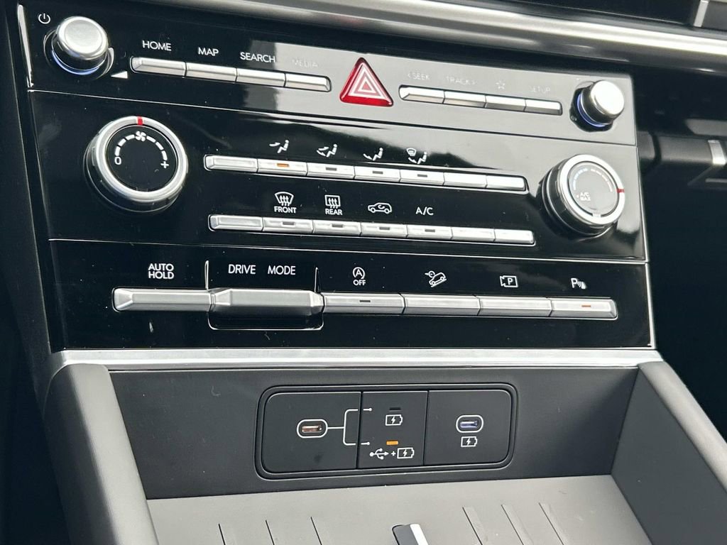 New 2026 Hyundai Santa Fe SE image 30