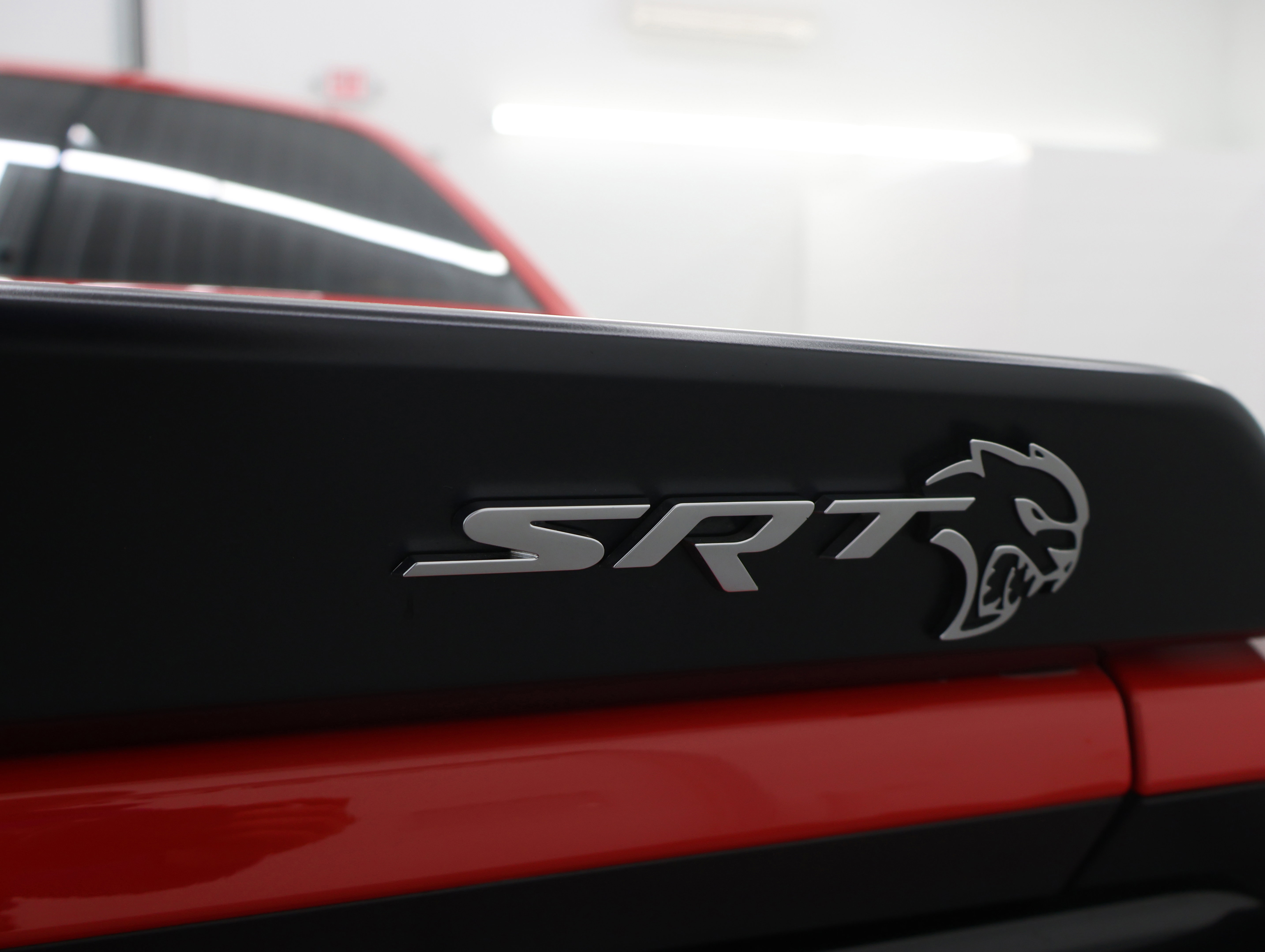 Used 2018 Dodge Challenger SRT Hellcat RWD image 30