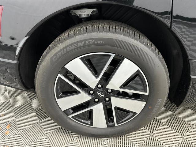 New 2026 Hyundai Ioniq 9 SEL image 18