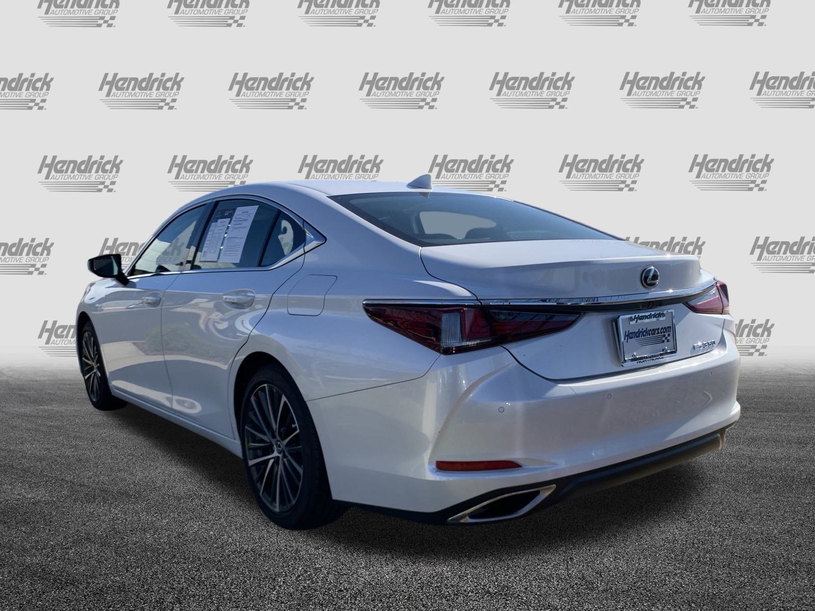 Certified 2025 Lexus ES 350 w/ Premium Package image 8