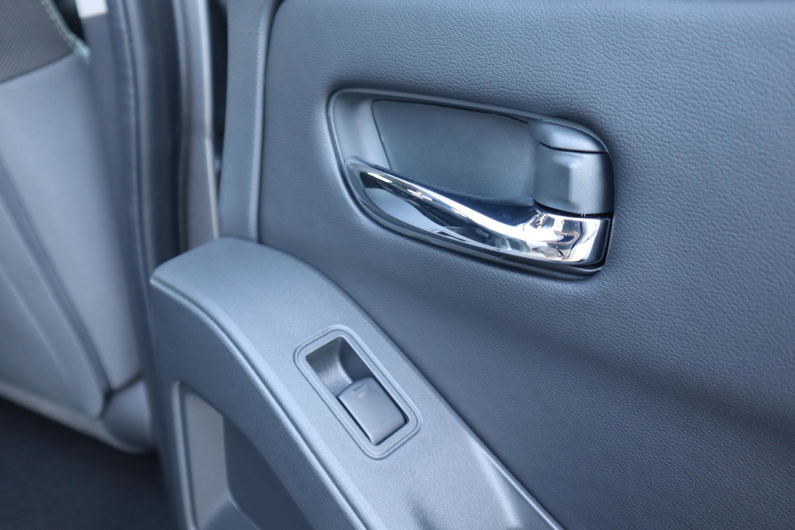 New 2026 Nissan Frontier SV image 40