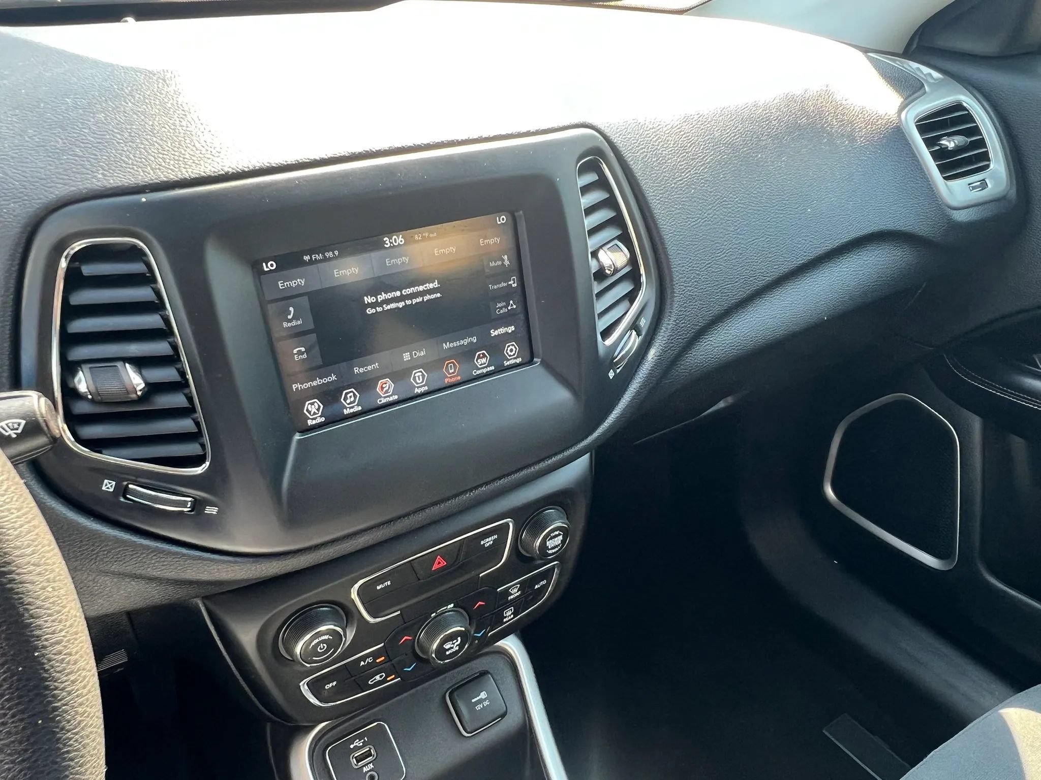 Used 2019 Jeep Compass Sport FWD image 24
