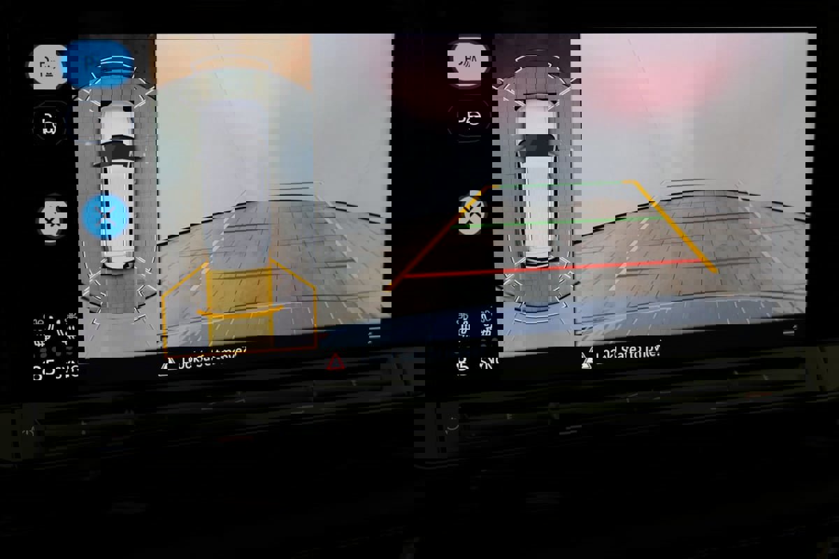 Used 2024 Volkswagen Atlas SEL Premium R-Line image 7