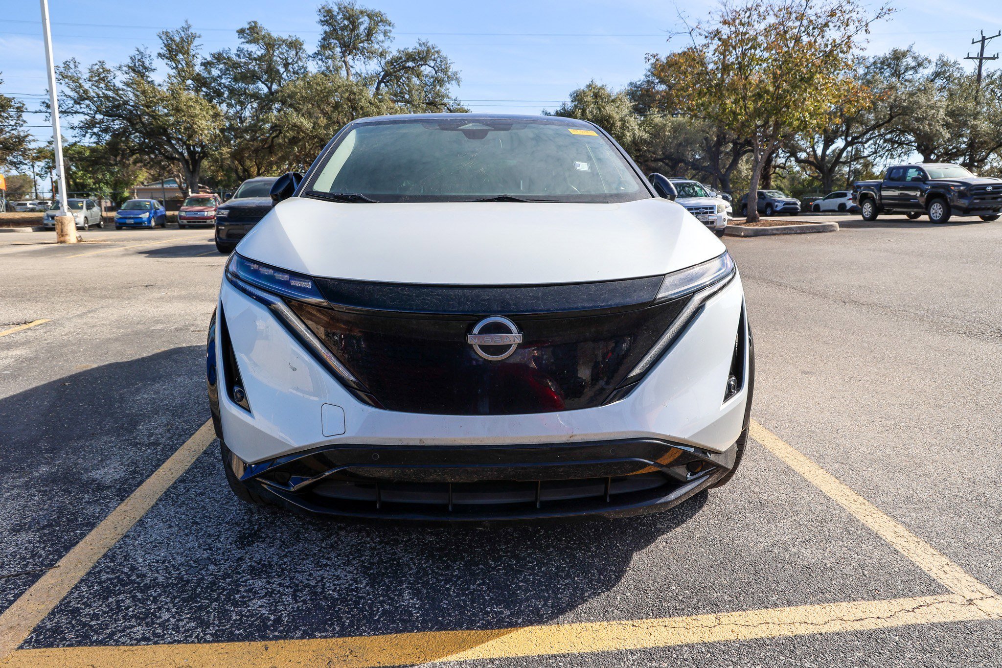 Used 2023 Nissan Ariya FWD image 4