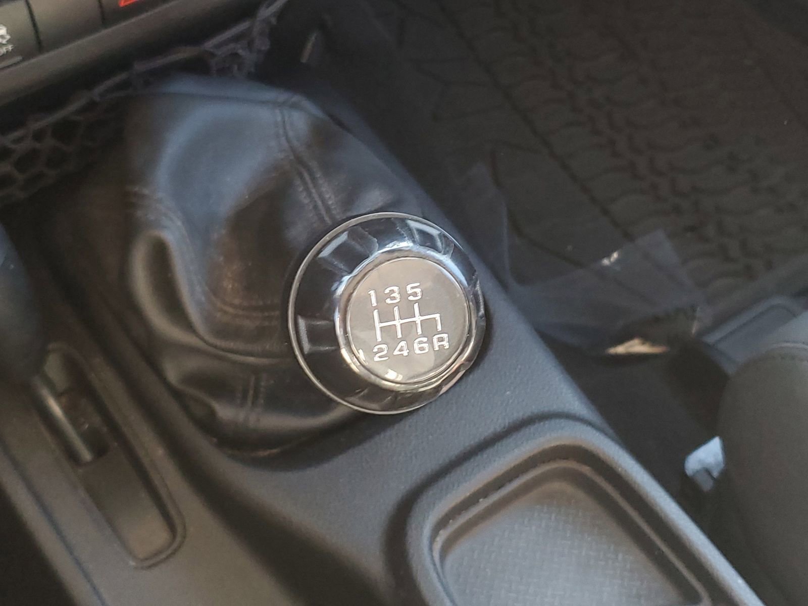 Used 2012 Jeep Wrangler Sport AWD/4WD image 27