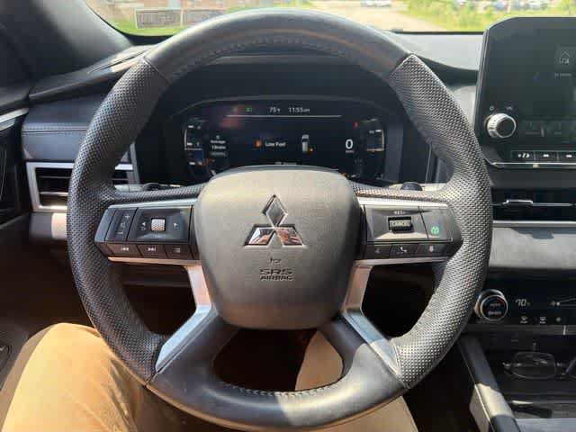 Used 2023 Mitsubishi Outlander SE Black Edition AWD/4WD image 23