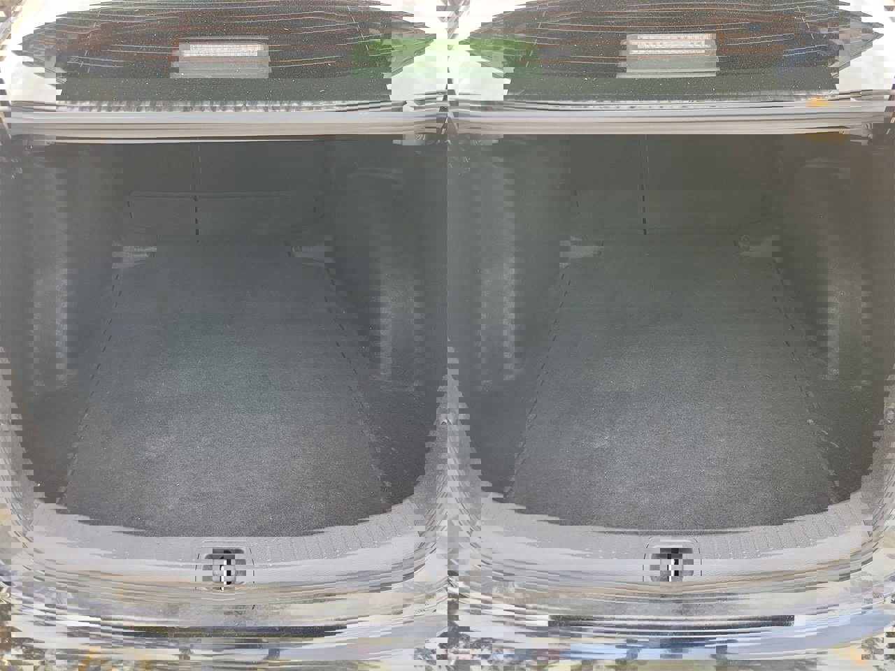 Used 2023 Toyota Corolla SE image 8