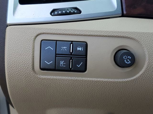 Used 2007 Cadillac SRX RWD image 16