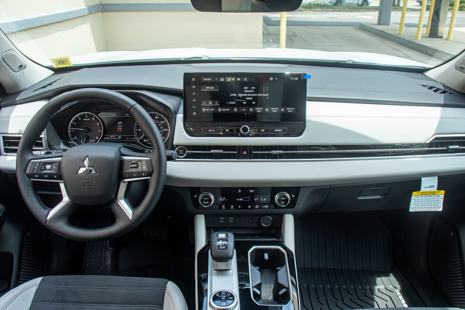 New 2026 Mitsubishi Outlander SE AWD/4WD image 14
