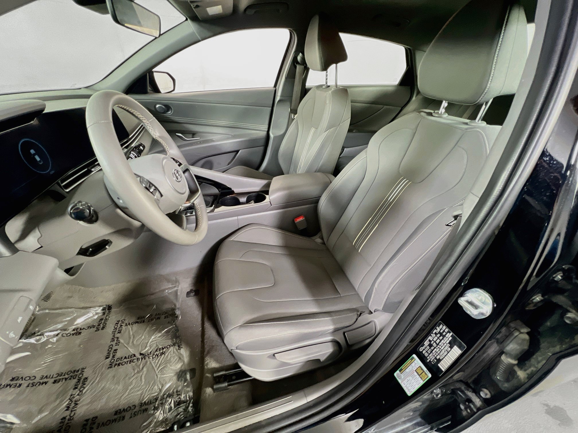 Used 2023 Hyundai Elantra SEL w/ Convenience Package FWD image 21
