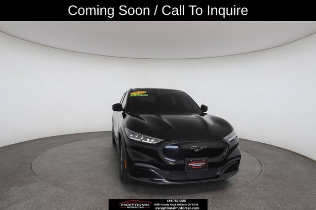 Used 2021 Ford Mustang Mach-E Select AWD/4WD image 3