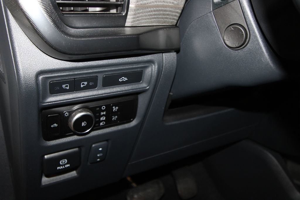 Used 2023 Ford F150 Platinum w/ Equipment Group 701A High image 10