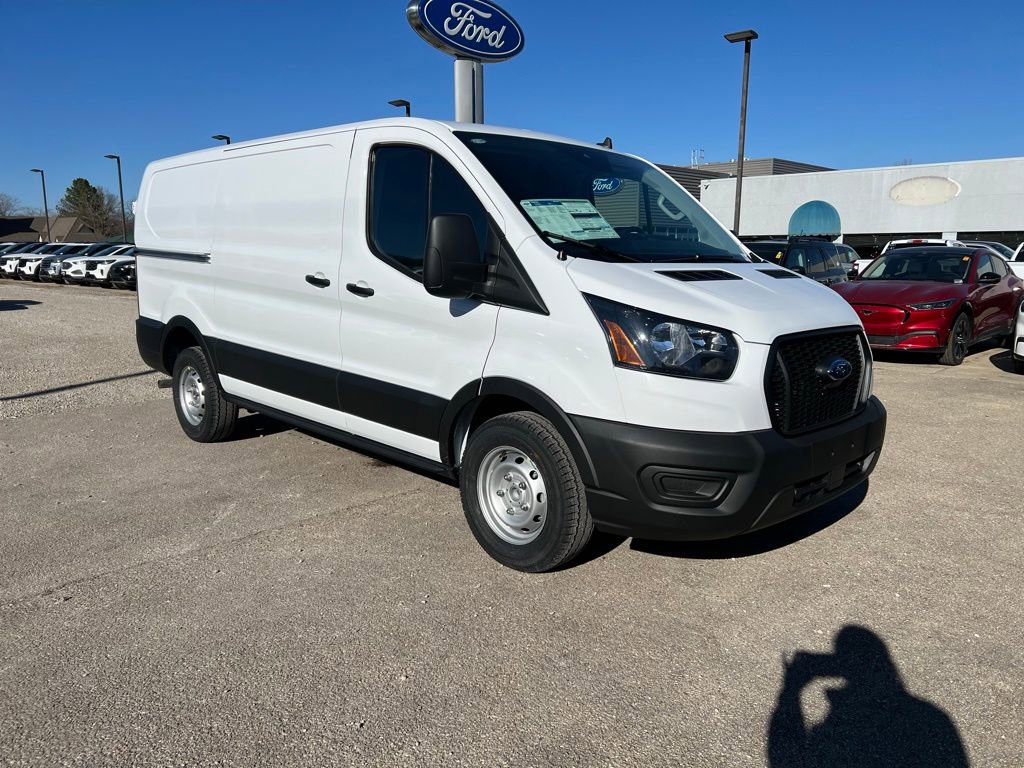 Used 2024 Ford Transit 150 Low Roof RWD image 2