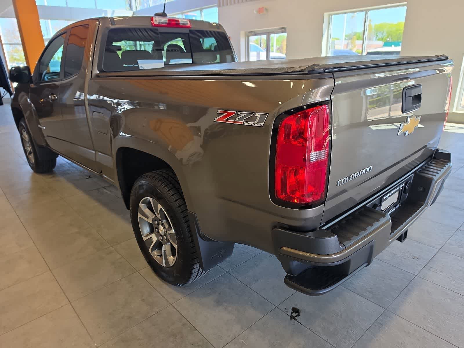 Used 2016 Chevrolet Colorado Z71 AWD/4WD image 10