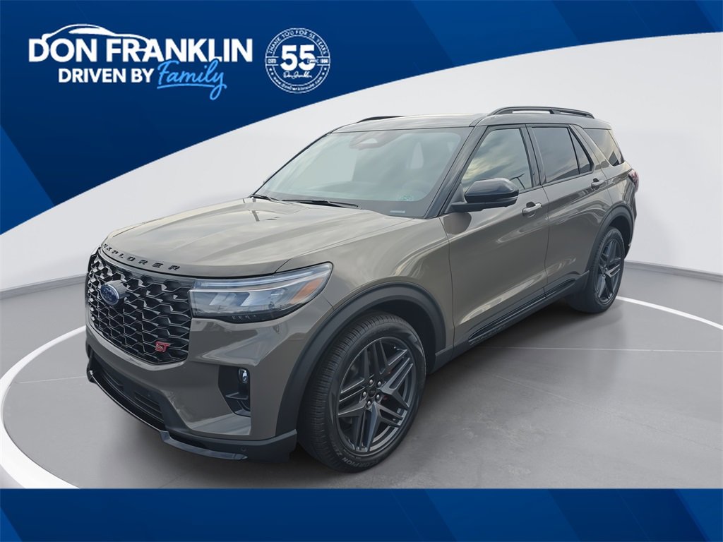 New 2026 Ford Explorer ST w/ Sun And Sound Package