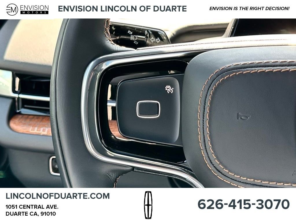 New 2025 Lincoln Navigator Black Label image 18