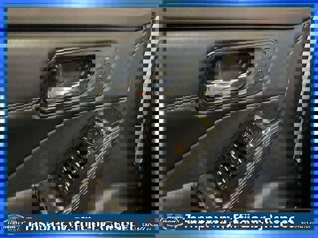 Used 2023 Nissan Rogue SL image 18