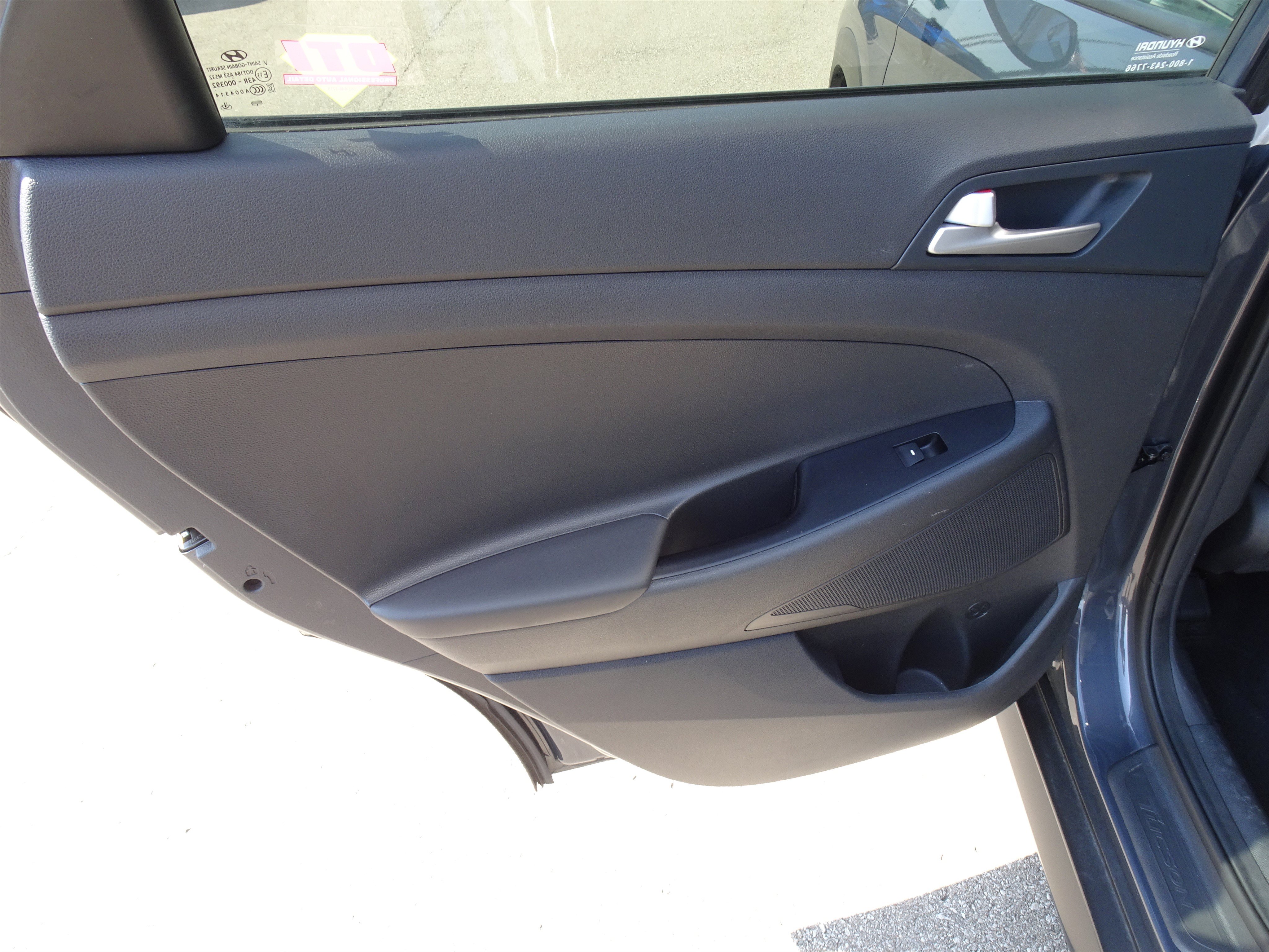 Used 2020 Hyundai Tucson SE AWD/4WD image 15
