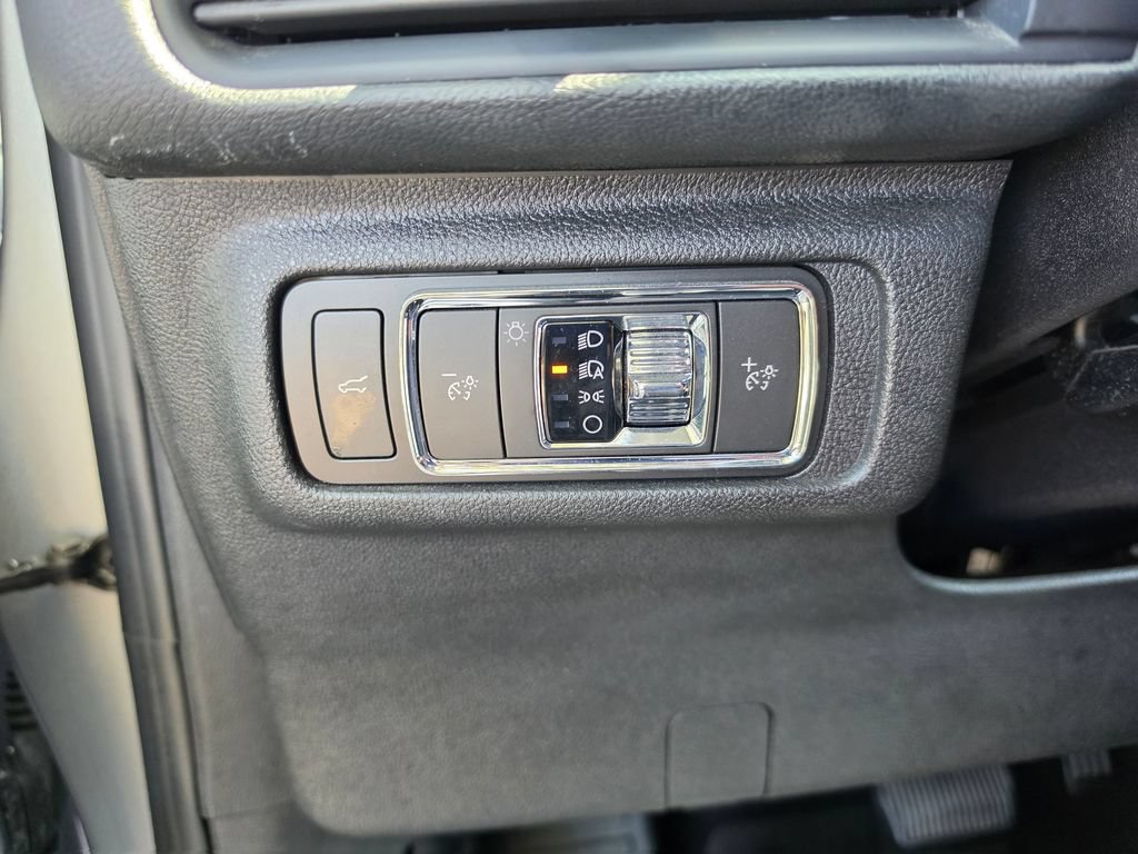 Used 2021 Lincoln Corsair FWD image 22