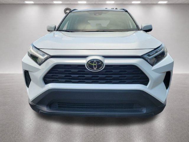 Used 2024 Toyota RAV4 XLE FWD image 8
