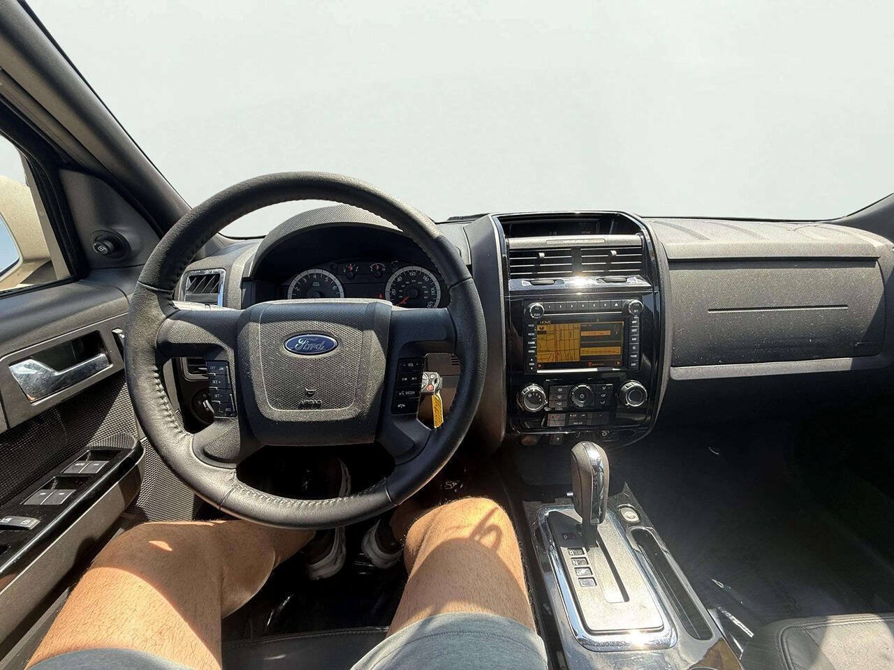 Used 2010 Ford Escape Limited AWD/4WD image 15