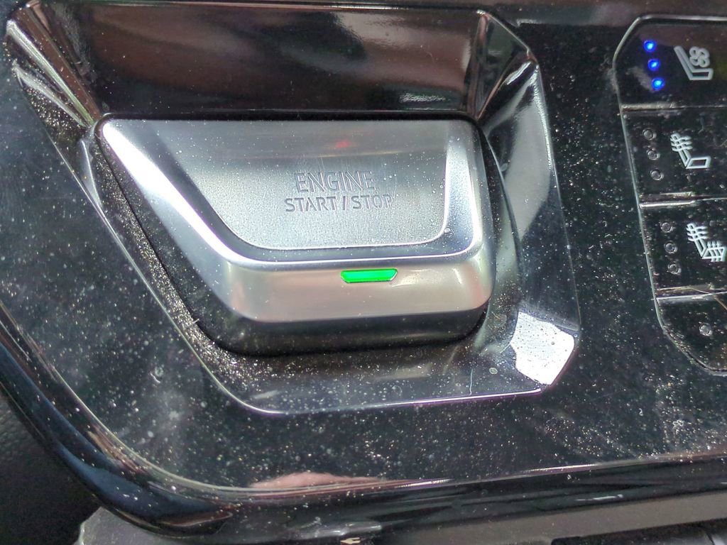 Used 2025 GMC Sierra 1500 Denali Ultimate image 34