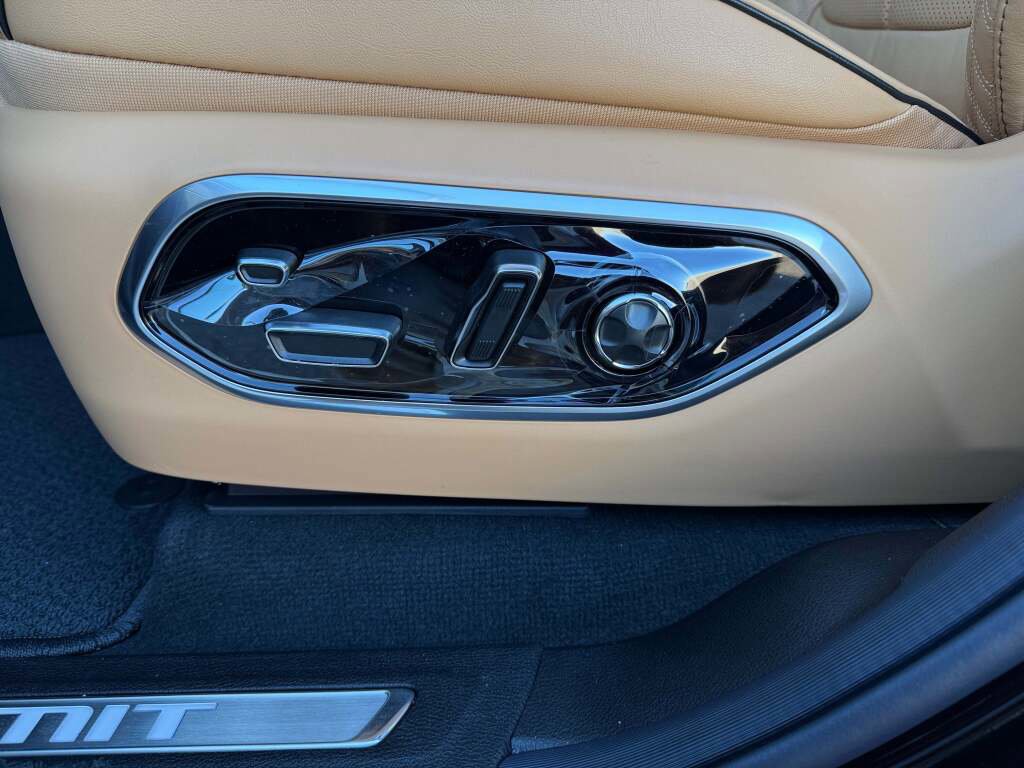 New 2025 Jeep Grand Cherokee L Summit image 21