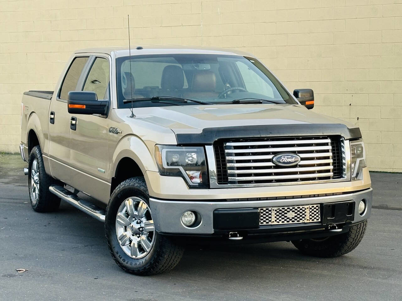 Used 2012 Ford F150 XLT w/ XTR Pkg image 1