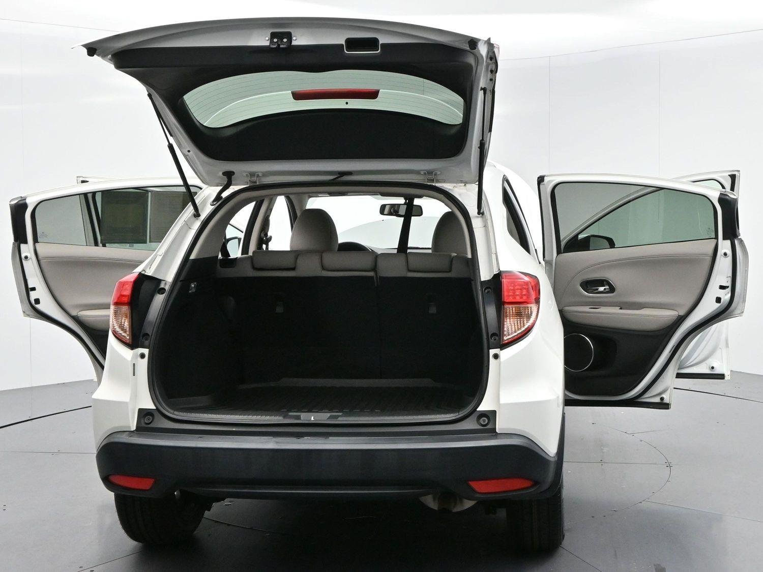 Used 2018 Honda HR-V EX-L image 41